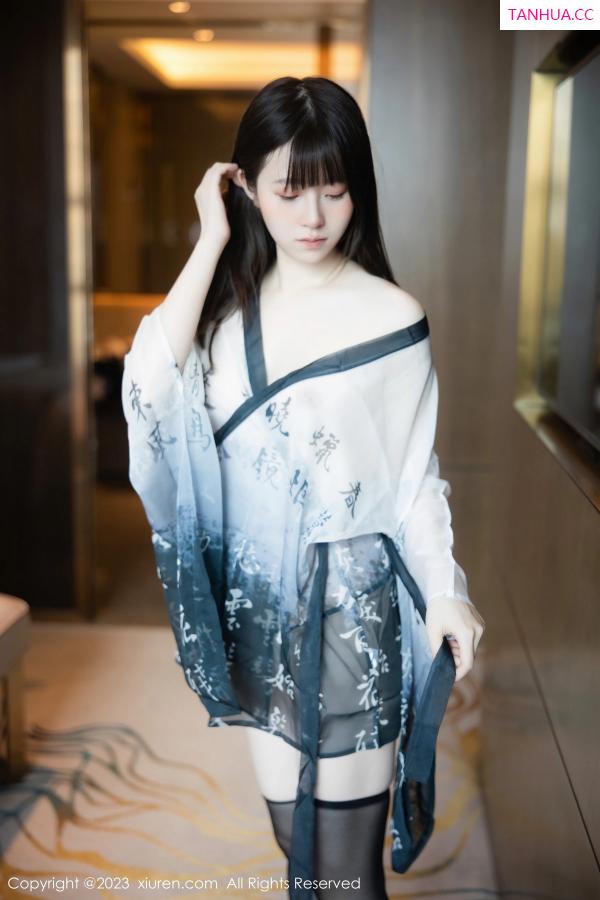   [XiuRen]高清写真图 2023.09.28 No.7459 林悠悠 黑丝美腿第59张图片